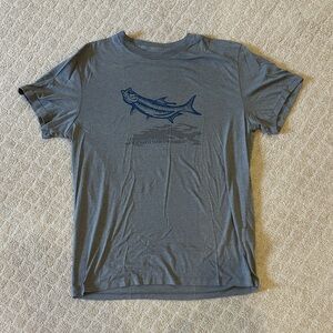 Vineyard Vines Blue Graphic Island Tee Men’s M